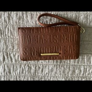 STEVE MADDEN Cognac Brown Logo Wristlet Wallet Clutch for Women NEW